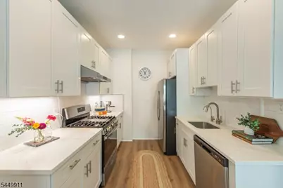 31 Morse Ave, East Orange, NJ 07017 - Photo 15