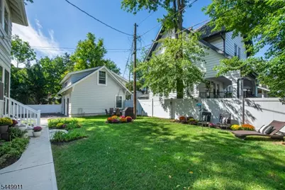 31 Morse Ave, East Orange, NJ 07017 - Photo 39