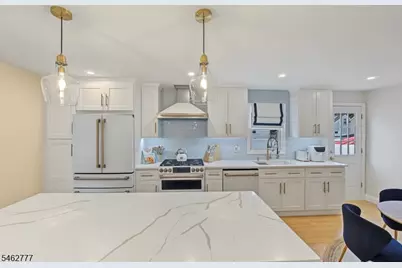 324 Jackson Ave, Scotch Plains Township, NJ 07076 - Photo 7