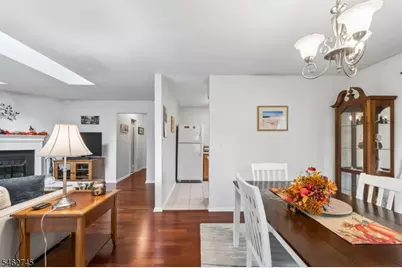 250 Nuthatch Ct, Readington, NJ 08887 - Photo 9