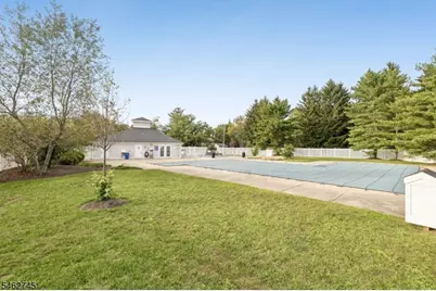 250 Nuthatch Ct, Readington, NJ 08887 - Photo 27