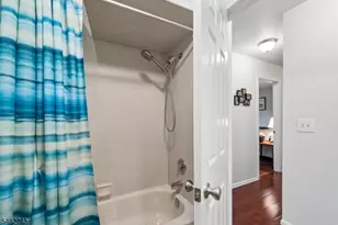 250 Nuthatch Ct, Readington, NJ 08887 - Photo 15