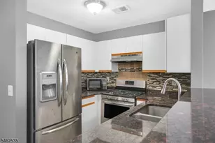 215 Sheffield Ct, Denville, NJ 07834 - Photo 9