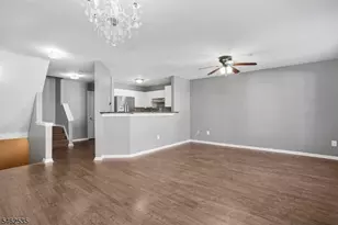 215 Sheffield Ct, Denville, NJ 07834 - Photo 3