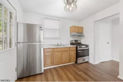 23 Tichenor Pl #2, Montclair, NJ 07042 - Photo 5