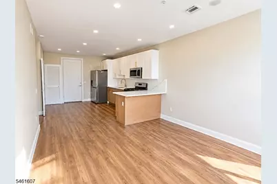 17 Wickham St #302, Passaic, NJ 07055 - Photo 3