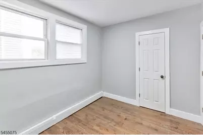 20 Edwin Pl, Newark, NJ 07112 - Photo 25