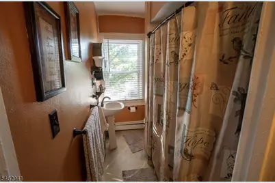 15 Lewis St, Phillipsburg, NJ 08865 - Photo 5