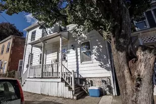 15 Lewis St, Phillipsburg, NJ 08865 - Photo 1