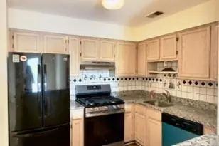 1133 Waterford Dr, Edison, NJ 08817 - Photo 9