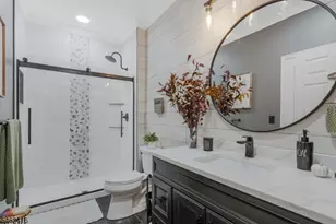 2 Saunders Ln, Mount Olive, NJ 07840 - Photo 17