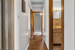115 Van Riper Ave, Clifton, NJ 07011 - Photo 19