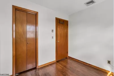 115 Van Riper Ave #2, Clifton, NJ 07011 - Photo 17