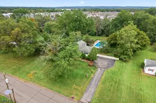 15 Partridge Rd, Hillsborough Township, NJ 08844 - Photo 45