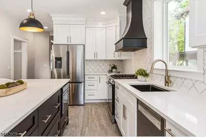 64 Watchung Ave, Montclair, NJ 07043 - Photo 17