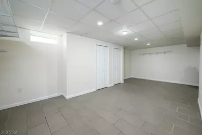 180 Mountainview Ave, Nutley, NJ 07110 - Photo 11