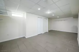 180 Mountainview Ave, Nutley, NJ 07110 - Photo 11