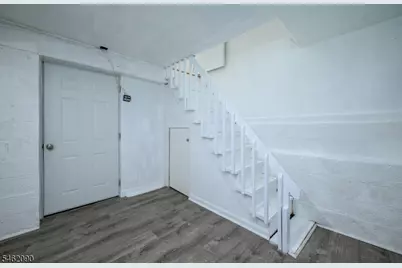 180 Mountainview Ave, Nutley, NJ 07110 - Photo 9