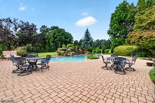 10 Maacka Dr, Holmdel Twp., NJ 07733 - Photo 37