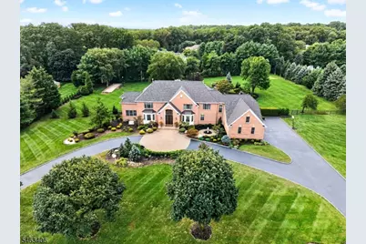 10 Maacka Dr, Holmdel Twp., NJ 07733 - Photo 3