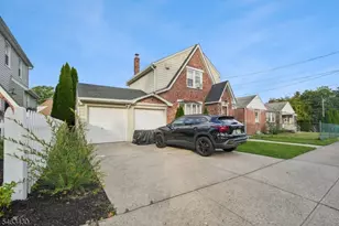 12 Silleck St, Clifton, NJ 07013 - Photo 3