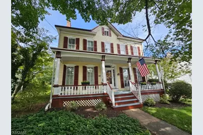 27 Bonnell St, Flemington, NJ 08822 - Photo 1