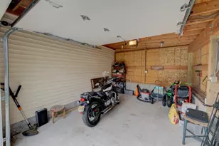 27 Bonnell St, Flemington, NJ 08822 - Photo 29