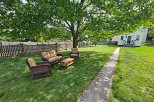 27 Bonnell St, Flemington, NJ 08822 - Photo 3