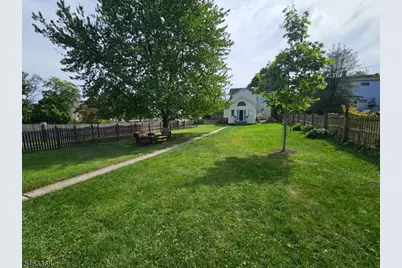27 Bonnell St, Flemington, NJ 08822 - Photo 35