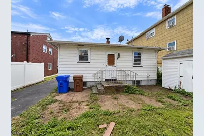 1406 Bower St, Linden, NJ 07036 - Photo 17