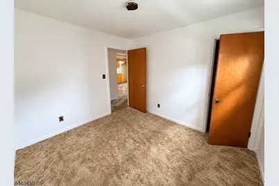 1406 Bower St, Linden, NJ 07036 - Photo 9