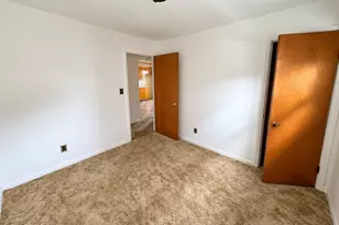 1406 Bower St, Linden, NJ 07036 - Photo 9