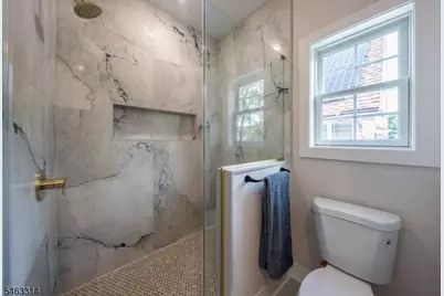 18 Lindsley Ave, Maplewood, NJ 07040 - Photo 17