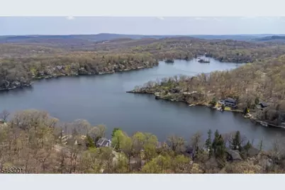 106 Demarest Rd, Bloomingdale, NJ 07403 - Photo 29