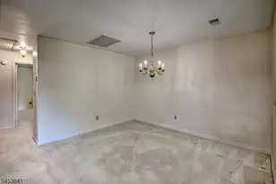89 Jamestown Rd, Bernards Township, NJ 07920 - Photo 5