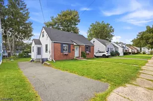 211 Martin Ave, Clifton, NJ 07012 - Photo 3