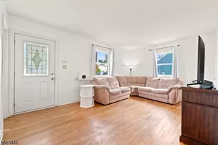 211 Martin Ave, Clifton, NJ 07012 - Photo 9