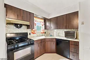 211 Martin Ave, Clifton, NJ 07012 - Photo 13