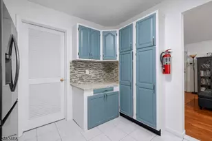 15 Boulder Run Rd, Paterson, NJ 07501 - Photo 9
