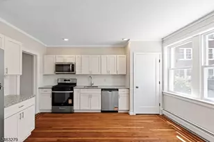 55 Grove St, Montclair, NJ 07042 - Photo 3