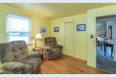 97 Van Dam Ave, Bloomingdale, NJ 07403 - Photo 19