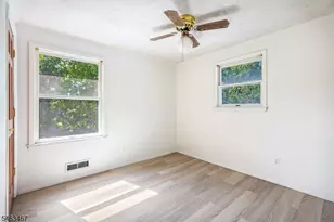 233 Henry Ct, North Plainfield, NJ 07060 - Photo 17