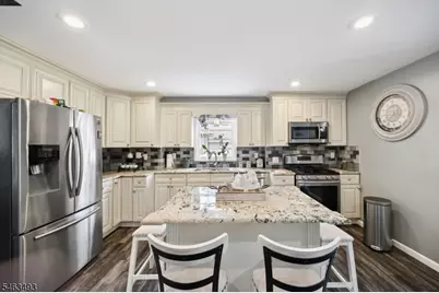 147 James St, Woodbridge Township, NJ 08861 - Photo 9