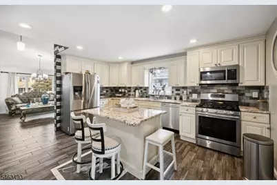 147 James St, Woodbridge Township, NJ 08861 - Photo 11