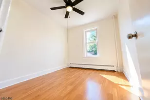 31 Blakely Pl, Garfield, NJ 07026 - Photo 13