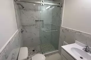 226 N Clinton St, East Orange, NJ 07017 - Photo 5
