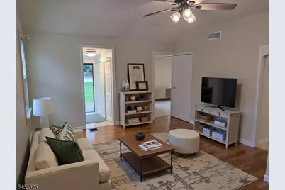 46 Navajo Ave, Parsippany, NJ 07034 - Photo 7