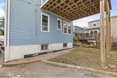 102 Delmar Pl, Irvington, NJ 07111 - Photo 39