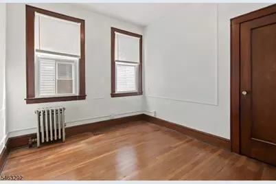 102 Delmar Pl, Irvington, NJ 07111 - Photo 17