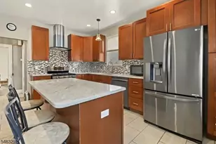 102 Delmar Pl, Irvington, NJ 07111 - Photo 25